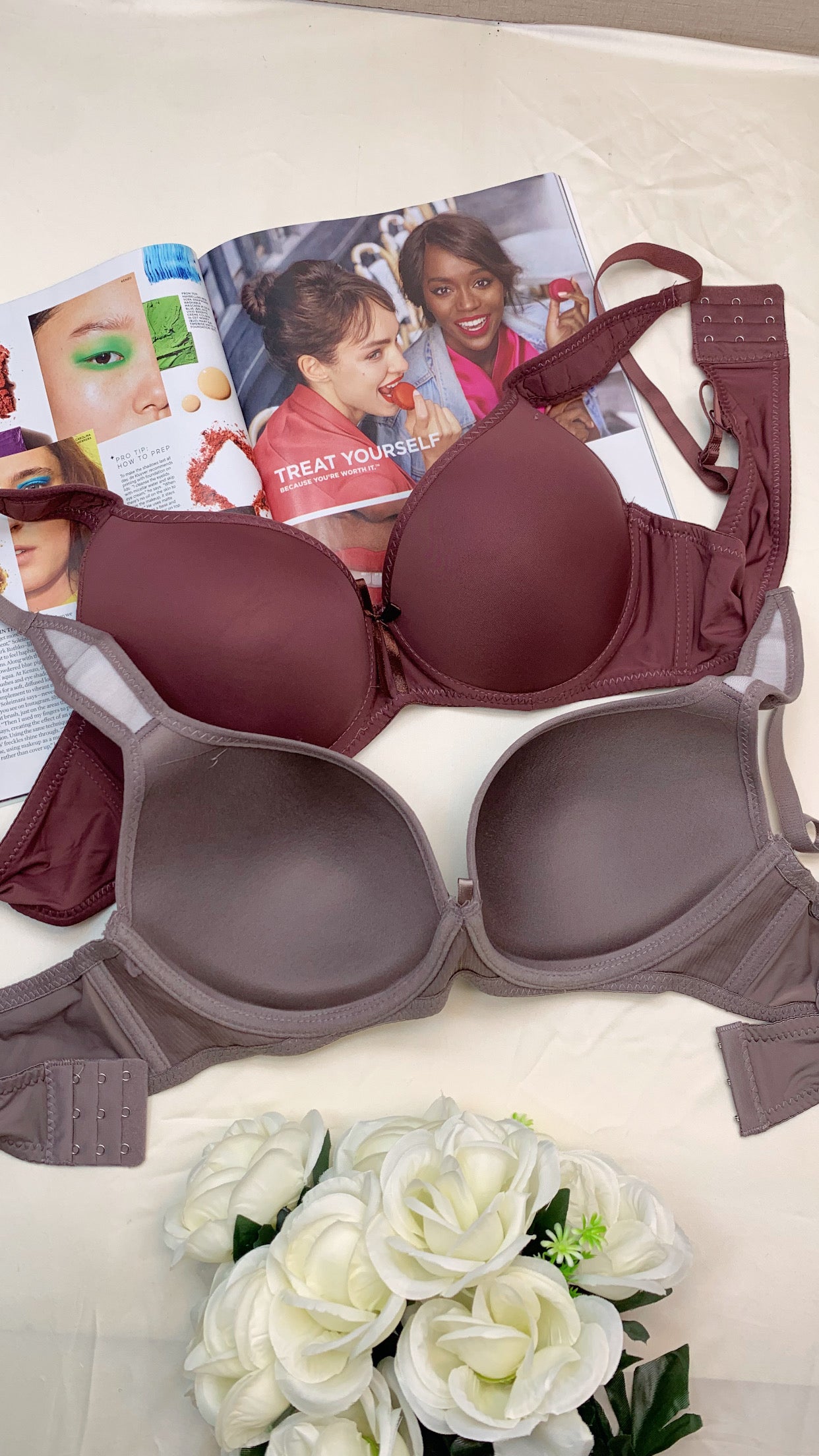 C Cup Plain Thin Pad Push-up Under Wire Bra With Broad Shoulder