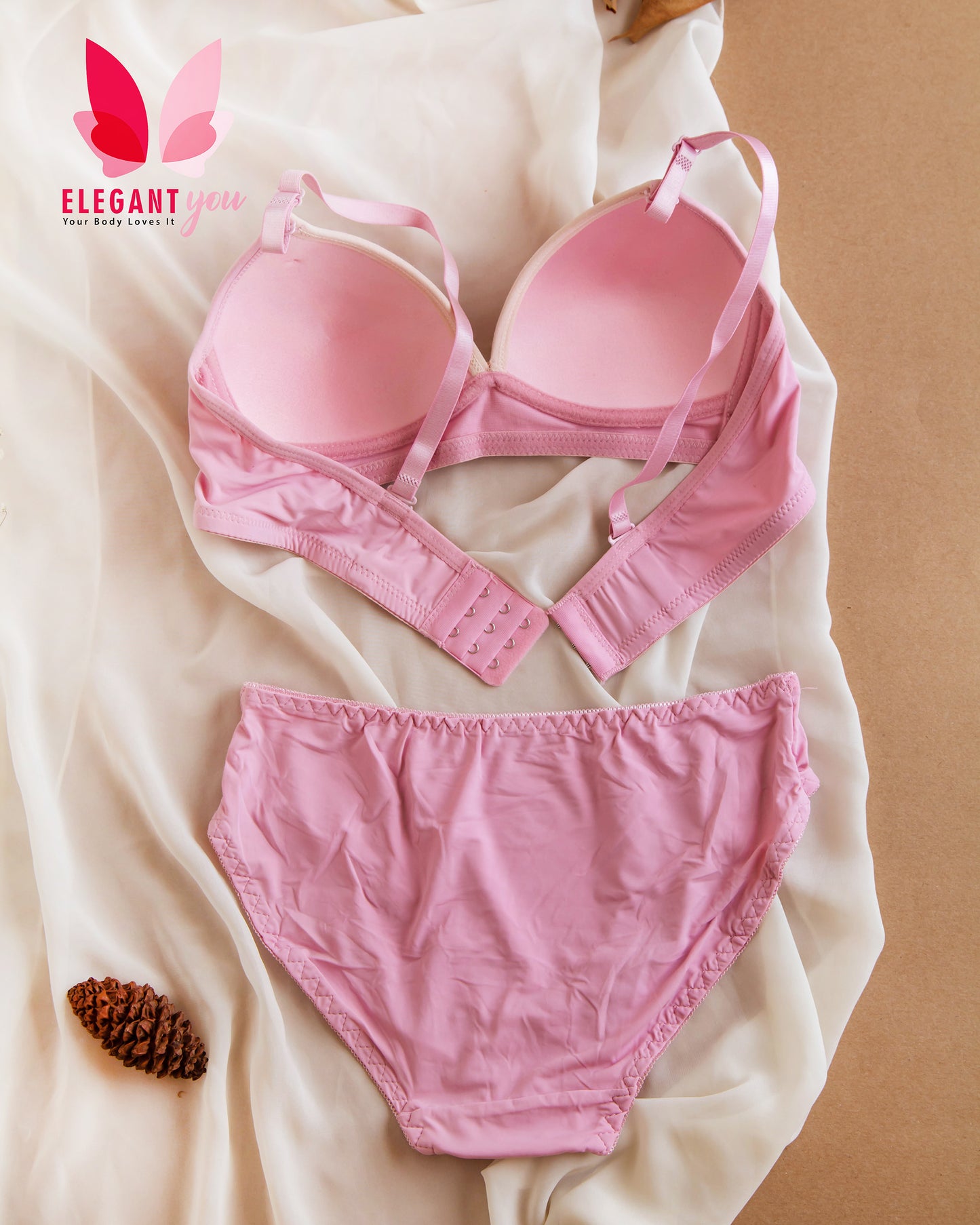 Seamless Thin-Pad Non-Wire Bra & Panty Pair(146)