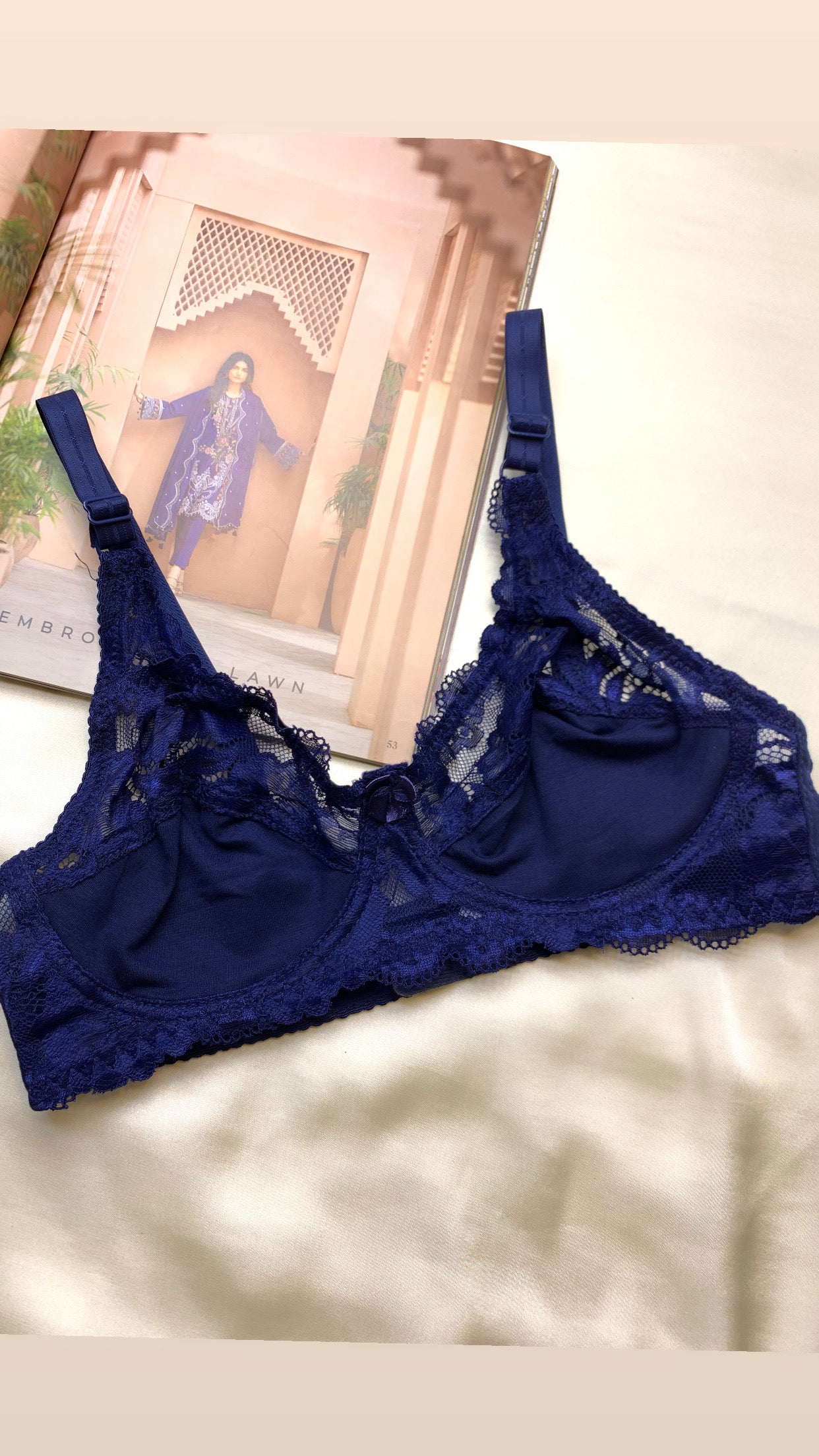 Summer Friendly Elegant Cotton Net Elegant Bra half cup