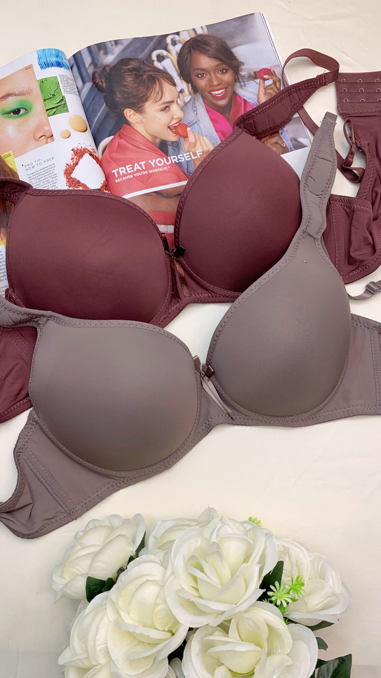 C Cup Plain Thin Pad Push-up Under Wire Bra With Broad Shoulder