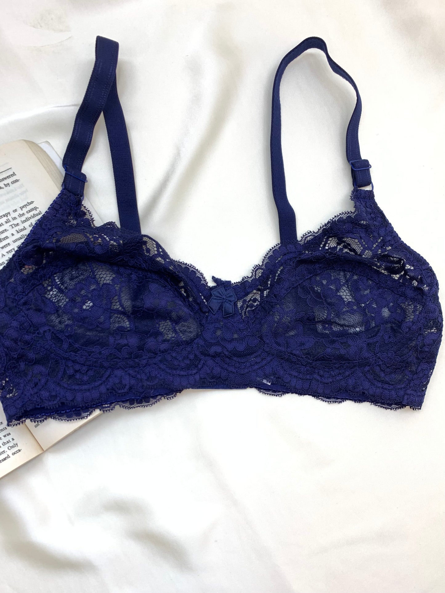 (32-42)b Blue Elegant Lacy Pattern Daily Wear bra 13281 (202)