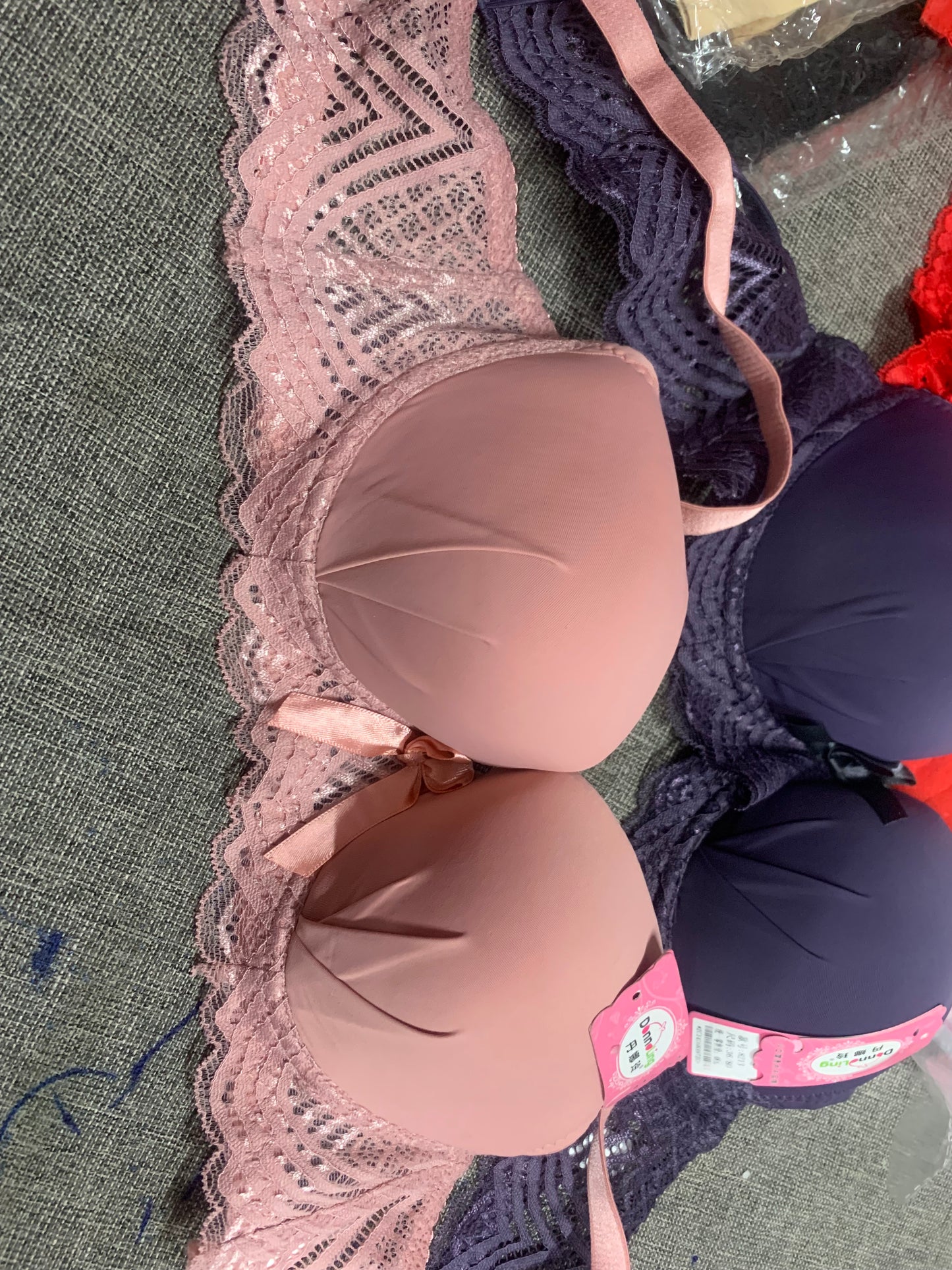 Padded Pushup Underwire Bra With Lace Straps