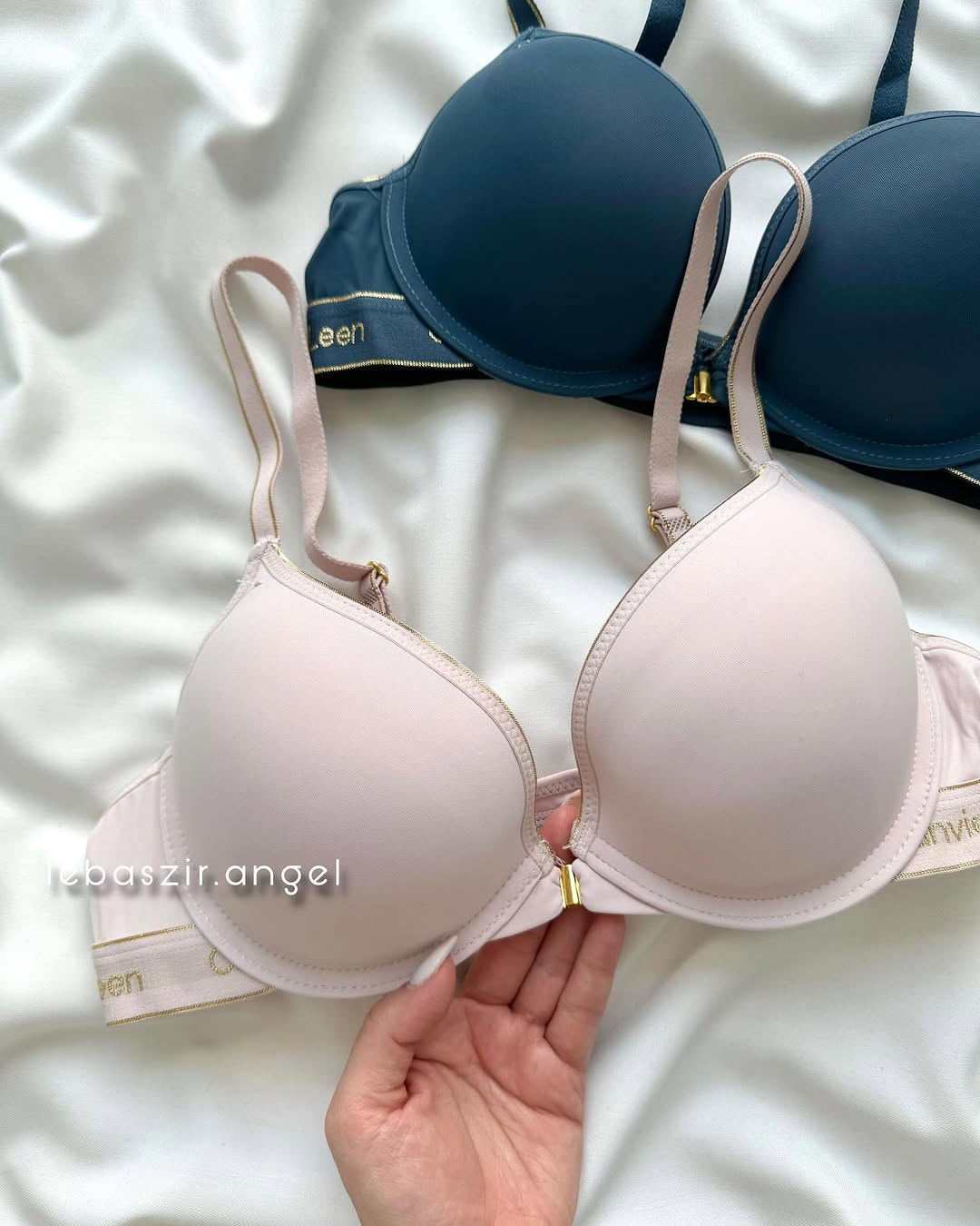 Soft Double Padded Pushup Front Buckle Wire Bra