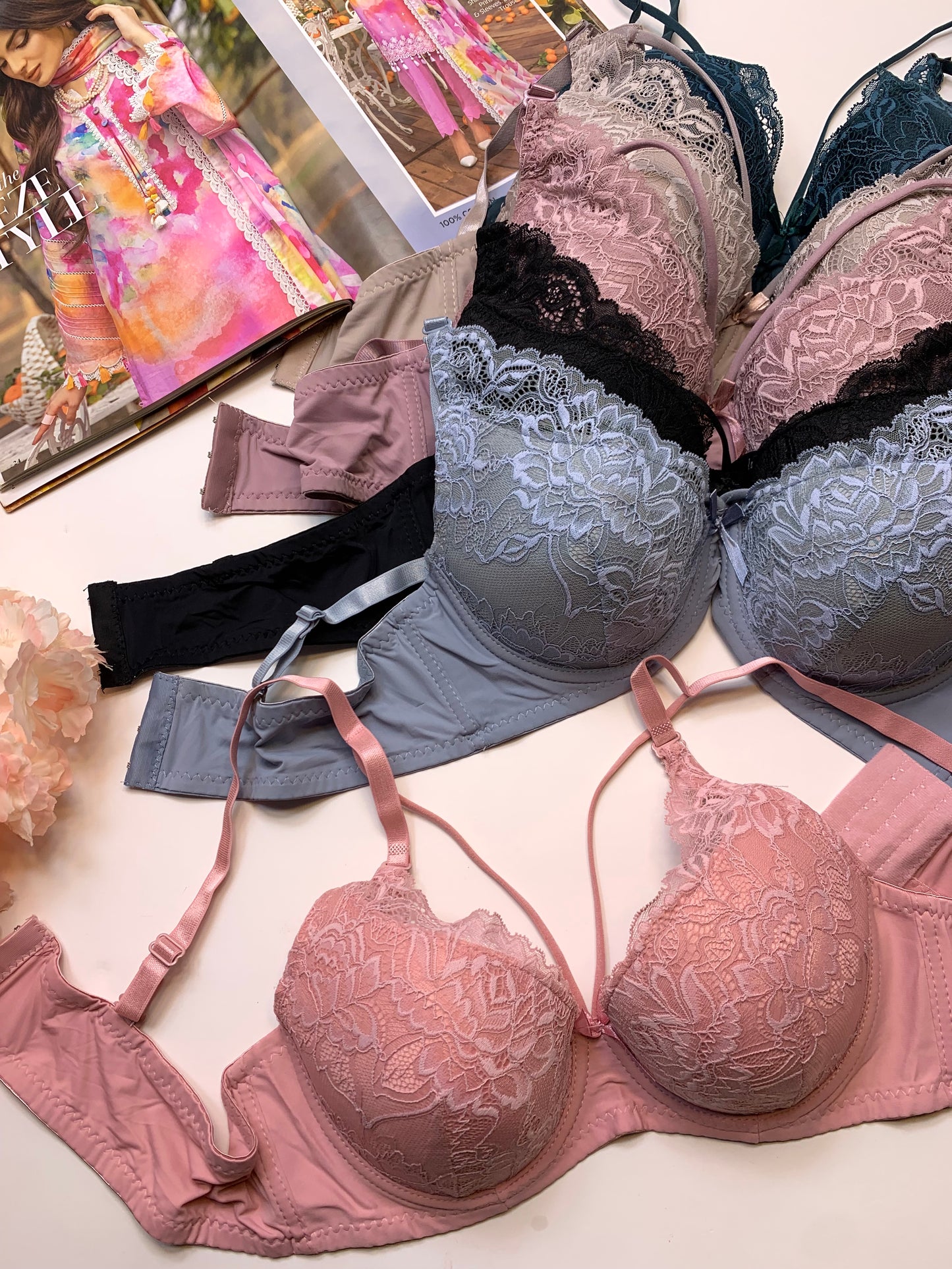 Elegant Criss Cross Design Padded Pushup Wired Bra