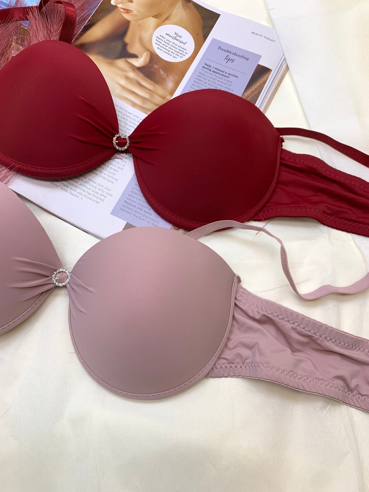 Knot Style Solid Color Single Padded Push-up Bra