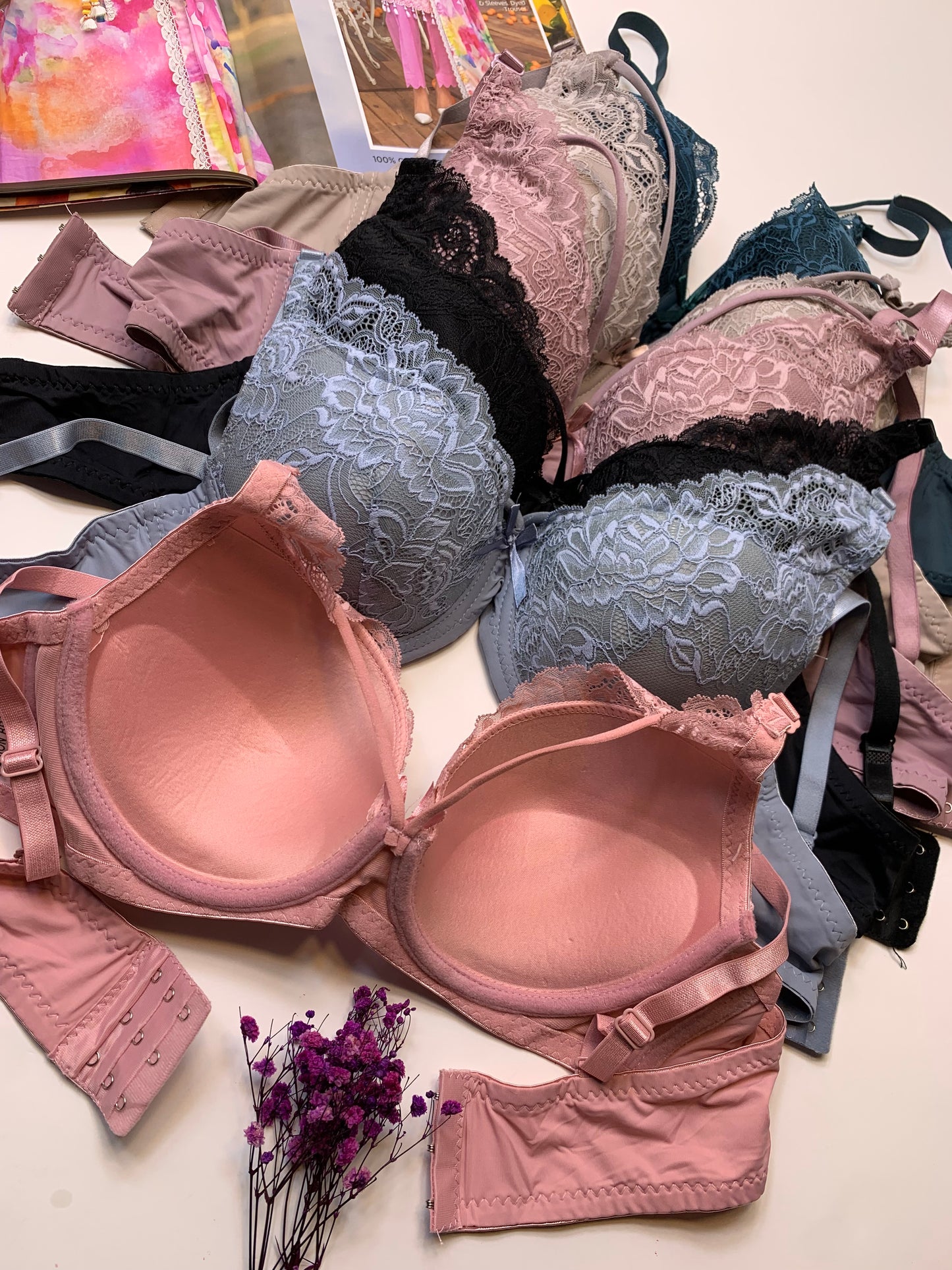 Elegant Criss Cross Design Padded Pushup Wired Bra