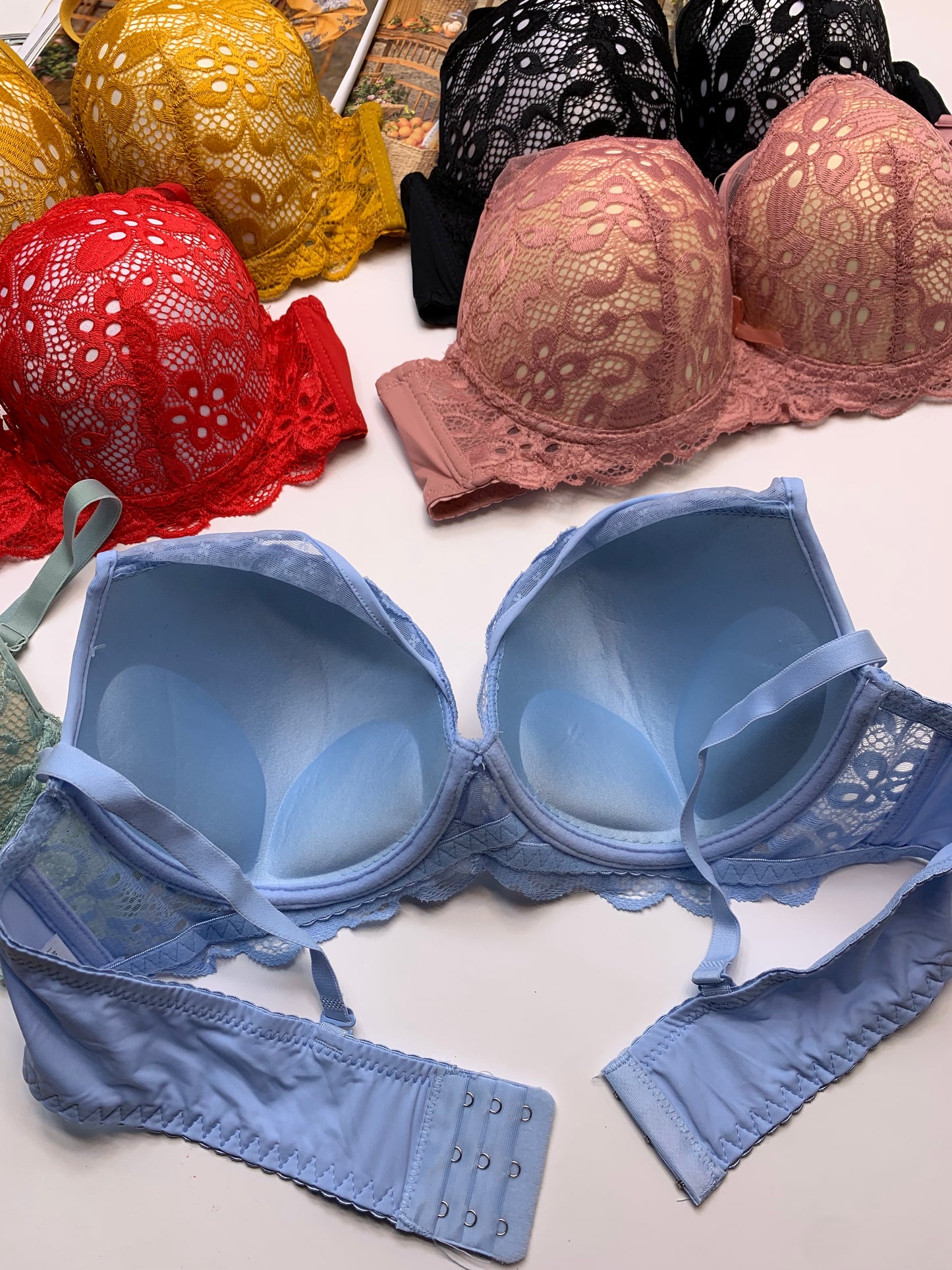Elegant Full Coverage Thin Pad UnderWire Bra