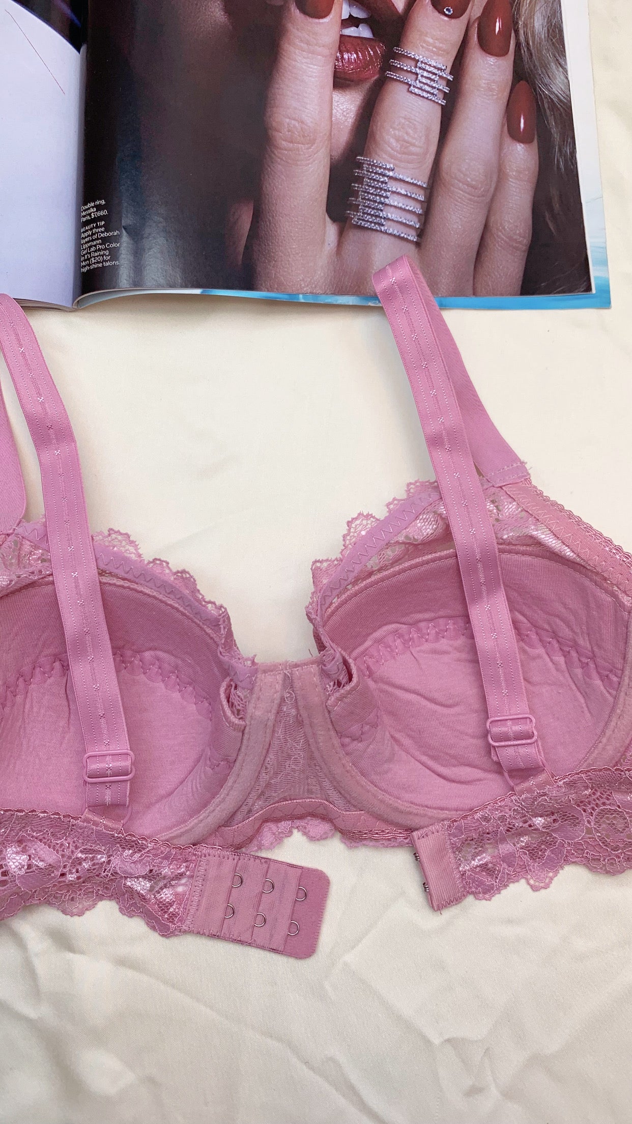 B Cup size Wired Thin Pad Full coverage Bra