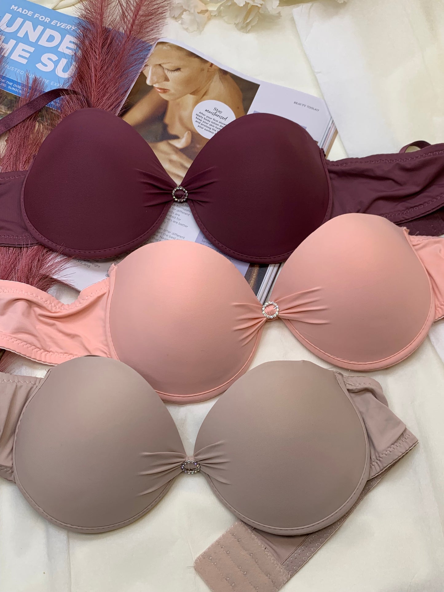 Knot Style Solid Color Single Padded Push-up Bra