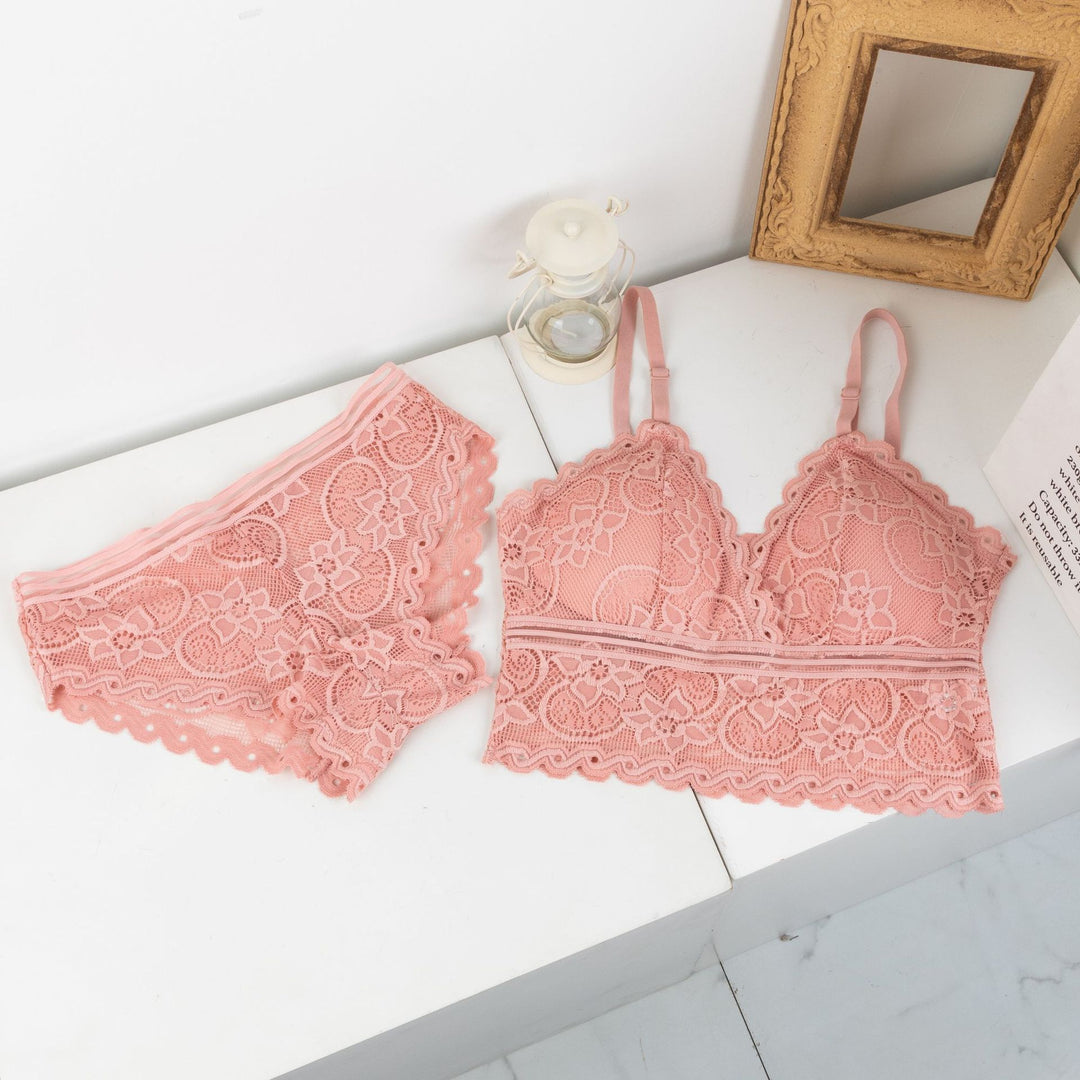 Elegant Brallete and Panty Set Free Size For (30-36)