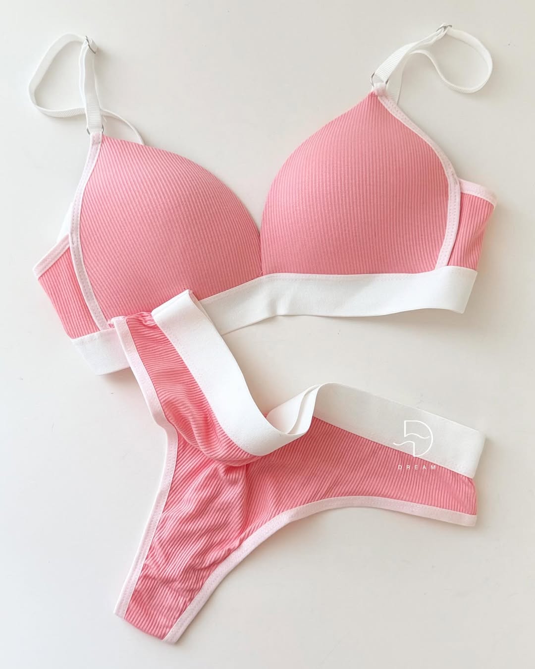 Cozy Sports Wireless bra and panty set
