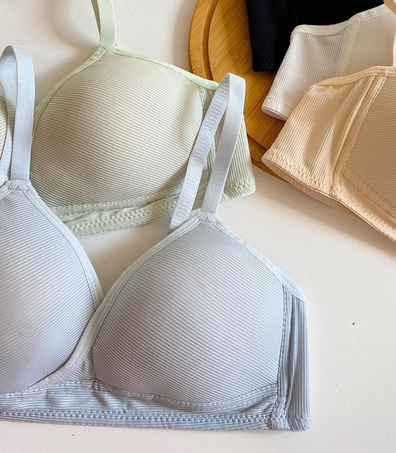 Daily wear Thin-Pad Non-Wire Bra (095)