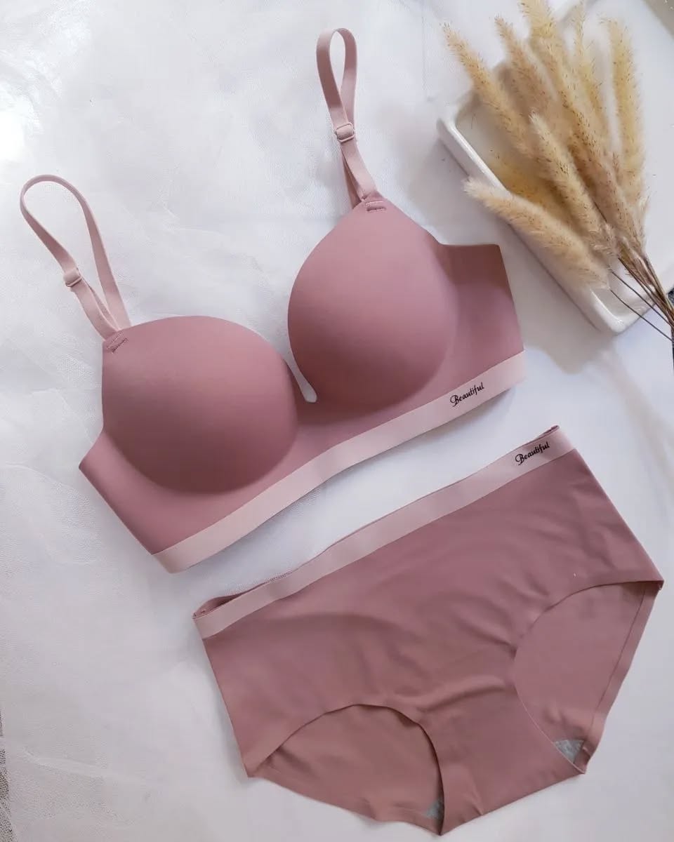 Seamless Double Padded Non Wire Bra Panty Set