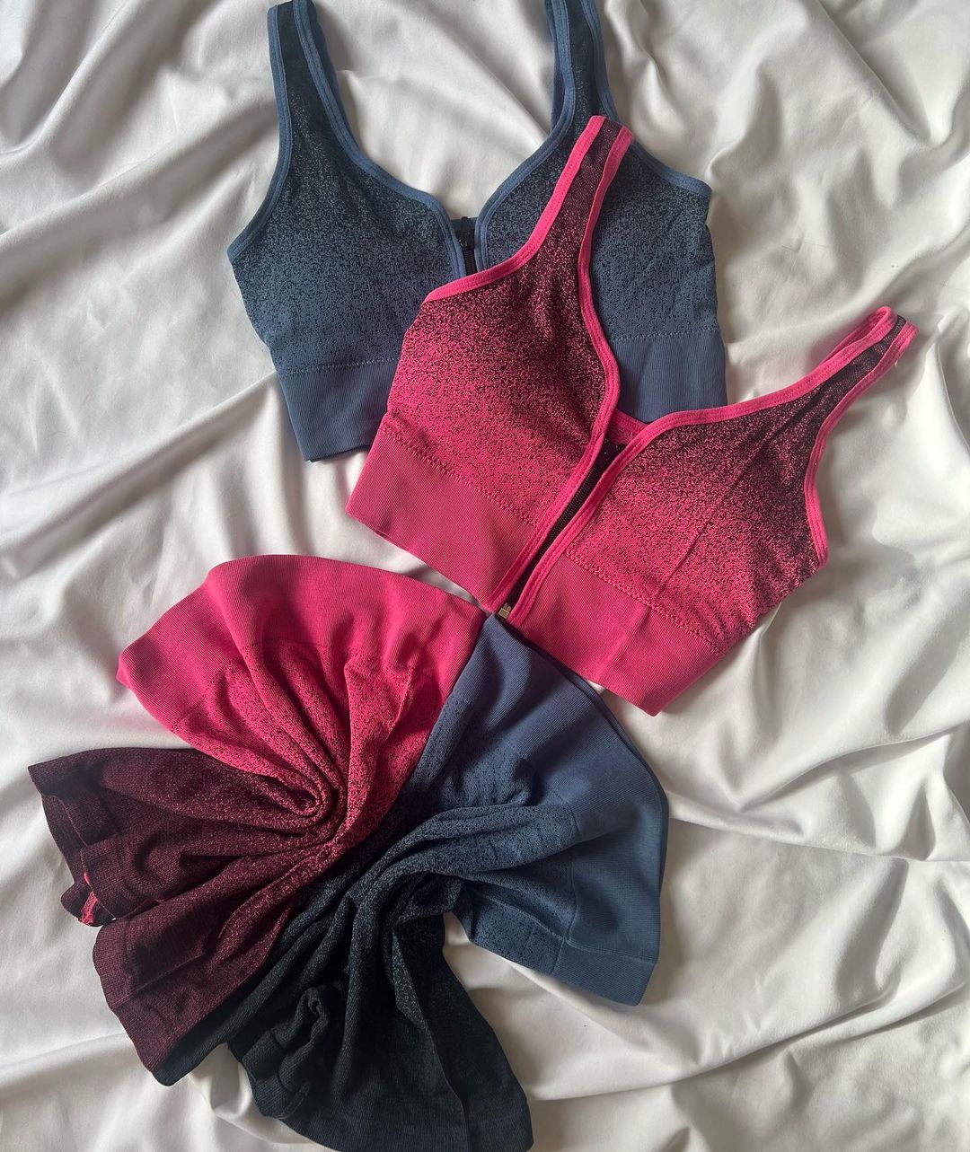Women's Front Zipper Sports Padded Bra & Shorts Set