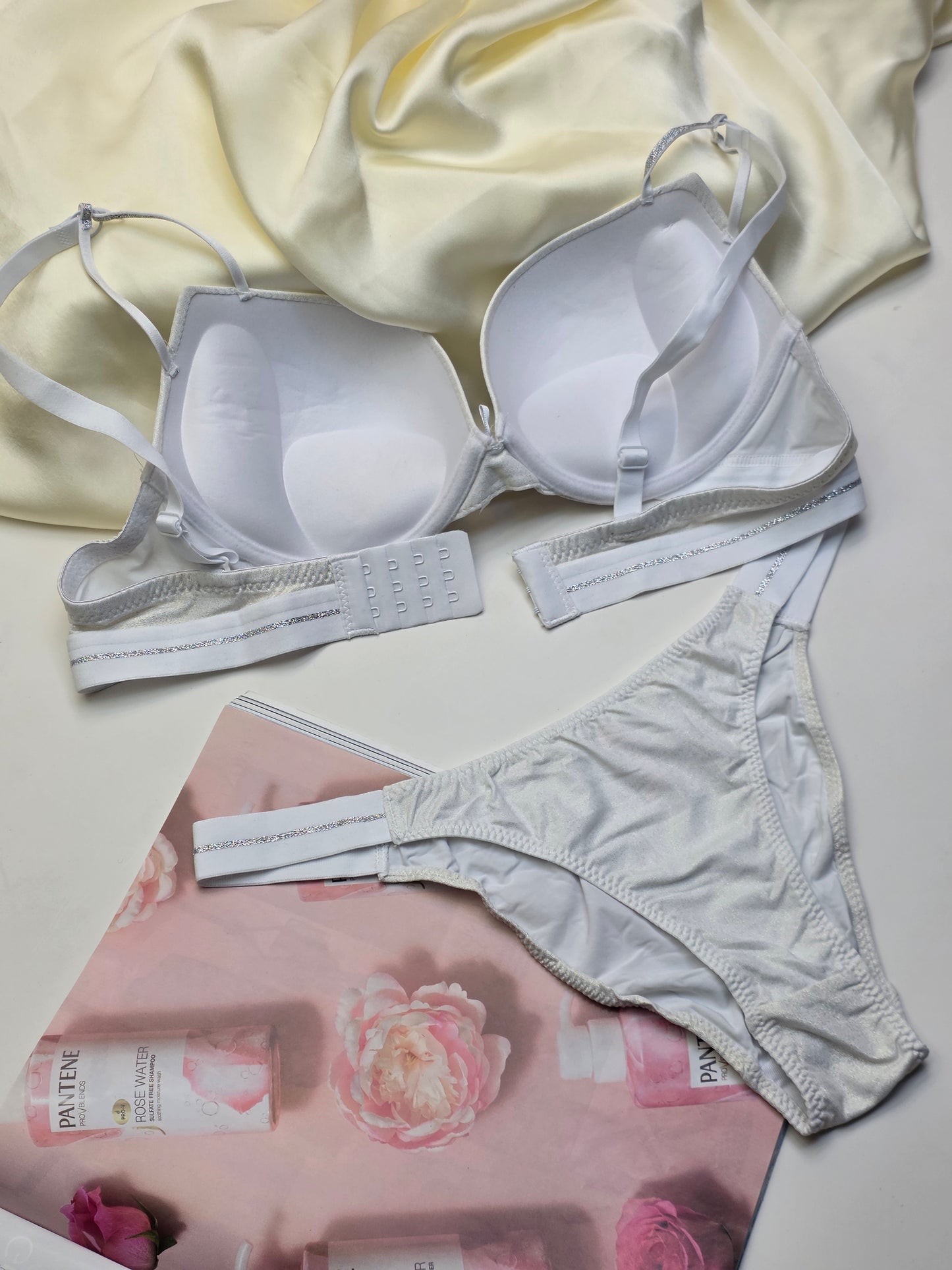 (34-40)b Pearl White Padded Pushup Wired Bra set (42-004)