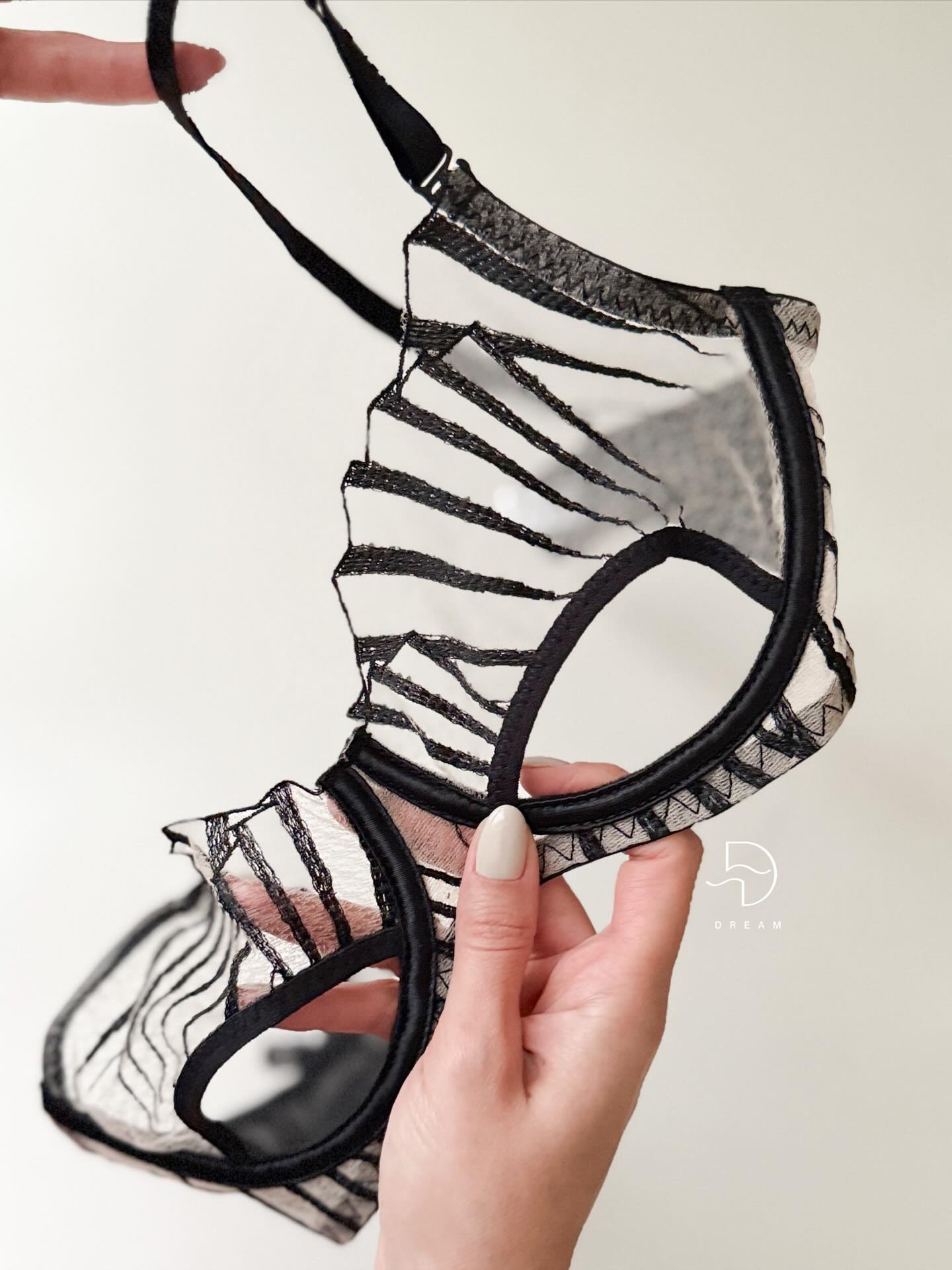 (34-38)b Elegant Soft Net Underwired Bra Panty Set