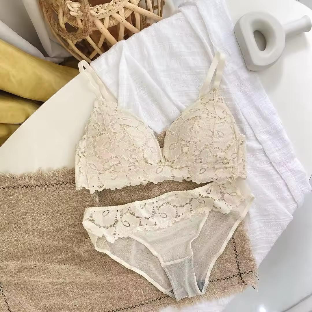 Elegant Triangle Shape Floral Bralette Set