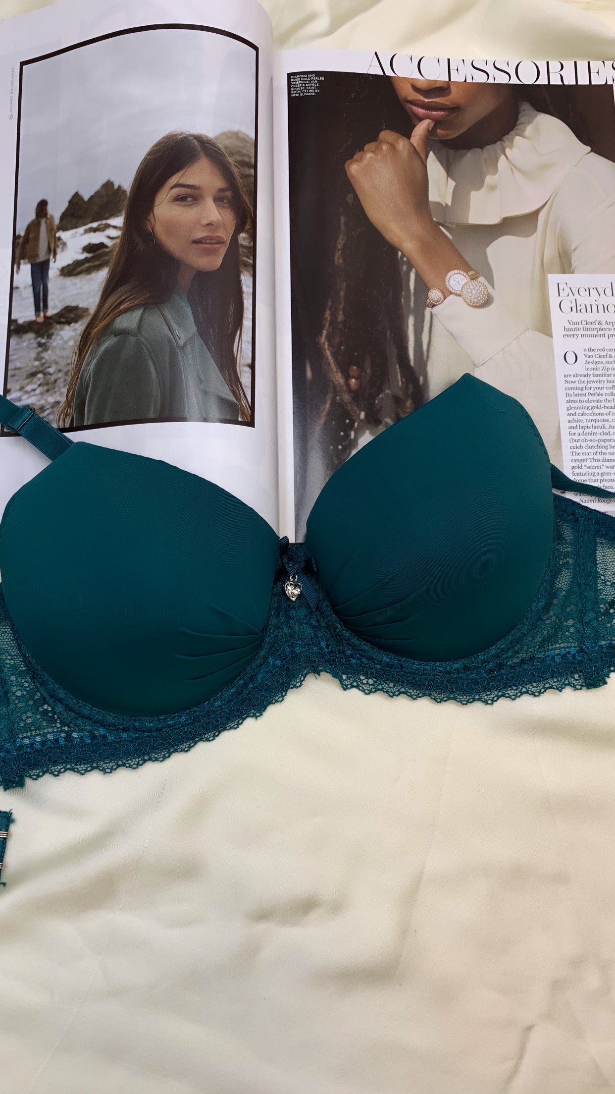 Elegant Lace Straps Padded Pushup Wire Bra