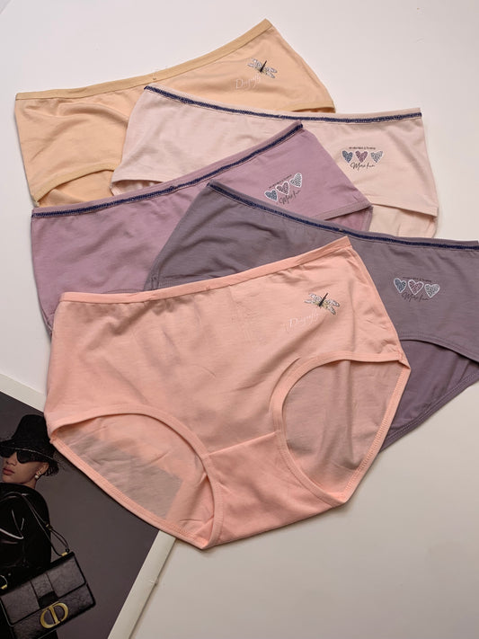 Light Fabtic Anti Rash Strechable Cotton Underwears