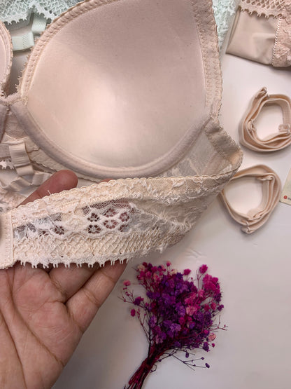 Bridal Lace Pattern Padded Pushup Wire Bra & Matching Underwear