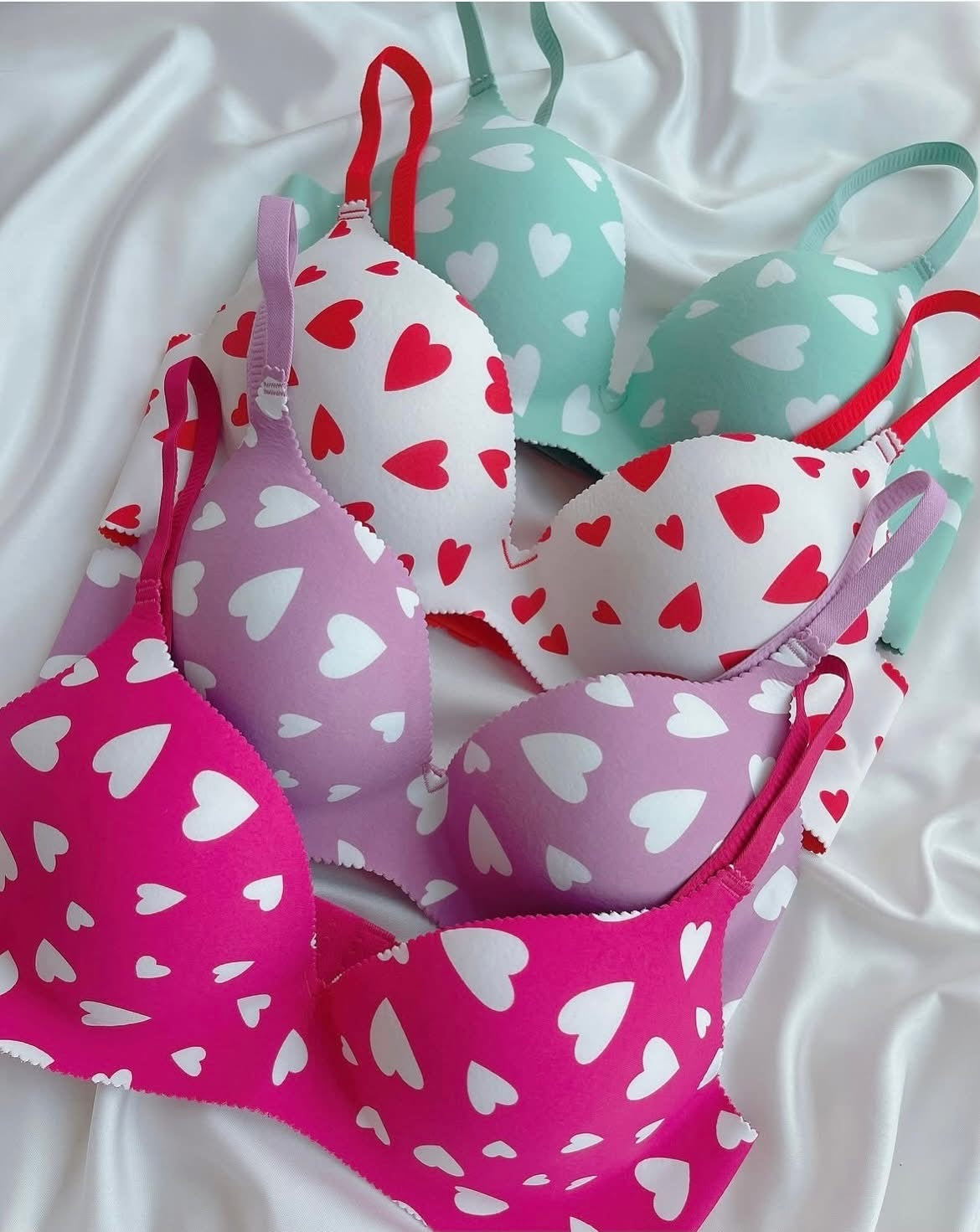 (36-42)B Seamless Heart Design Soft Push-up Bra (169)*