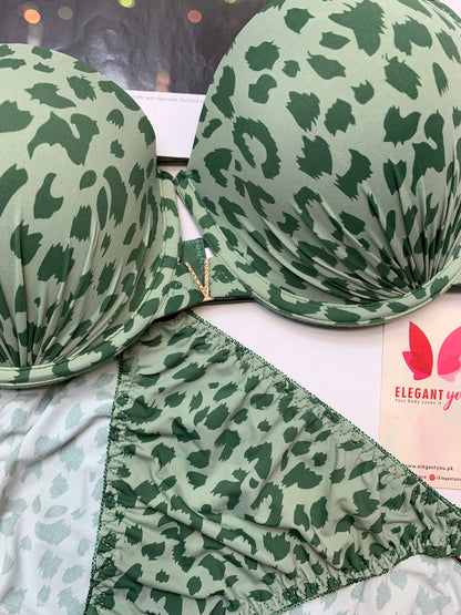 D Cup Size V Buckle Padded Push-up Wire Bra & Underwear Combo