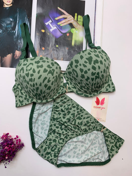 D Cup Size V Buckle Padded Push-up Wire Bra & Underwear Combo
