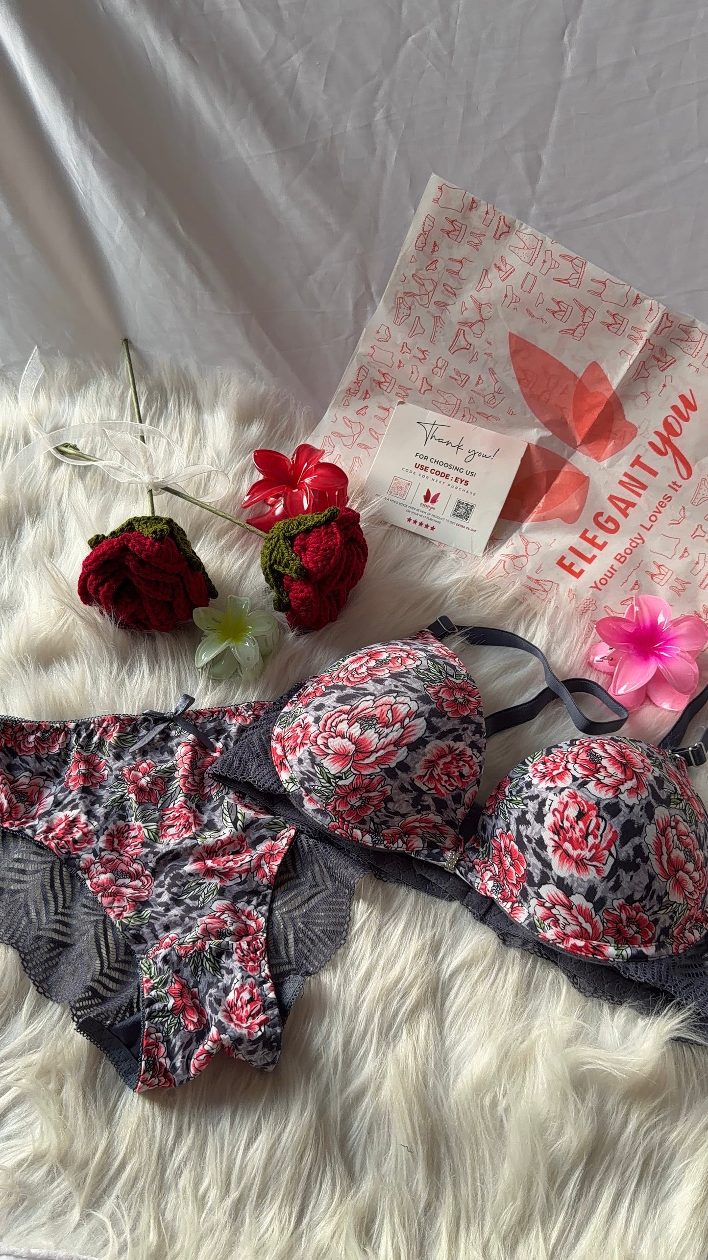 Flower Printed Lacy Plunge Bra & Panty Set(R4)