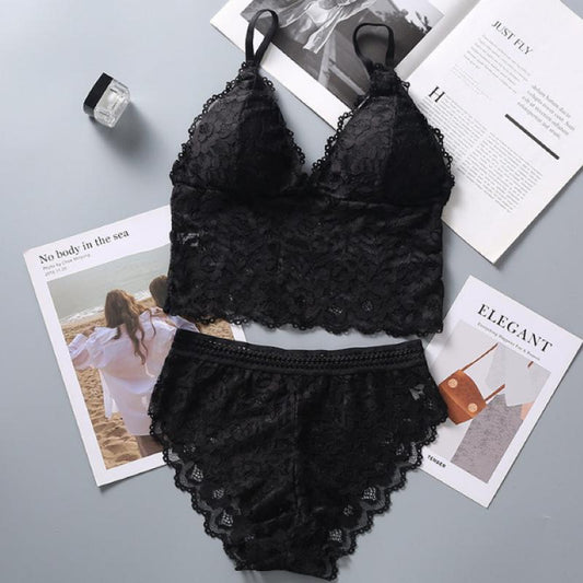 Lace Bralette With Matching Hipster Free Size For (30-36)