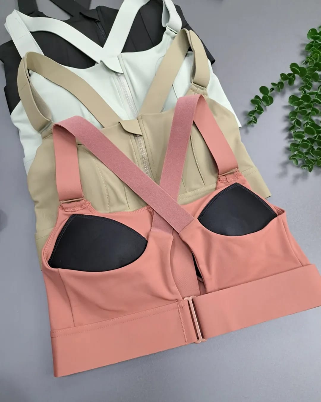 High Impact, Ultimate Comfort Sports Bra, Zipper