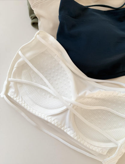 Seamless Criss Cross(T) Strapless  Bra Without Hooks Free Size for (28-34) (066)*