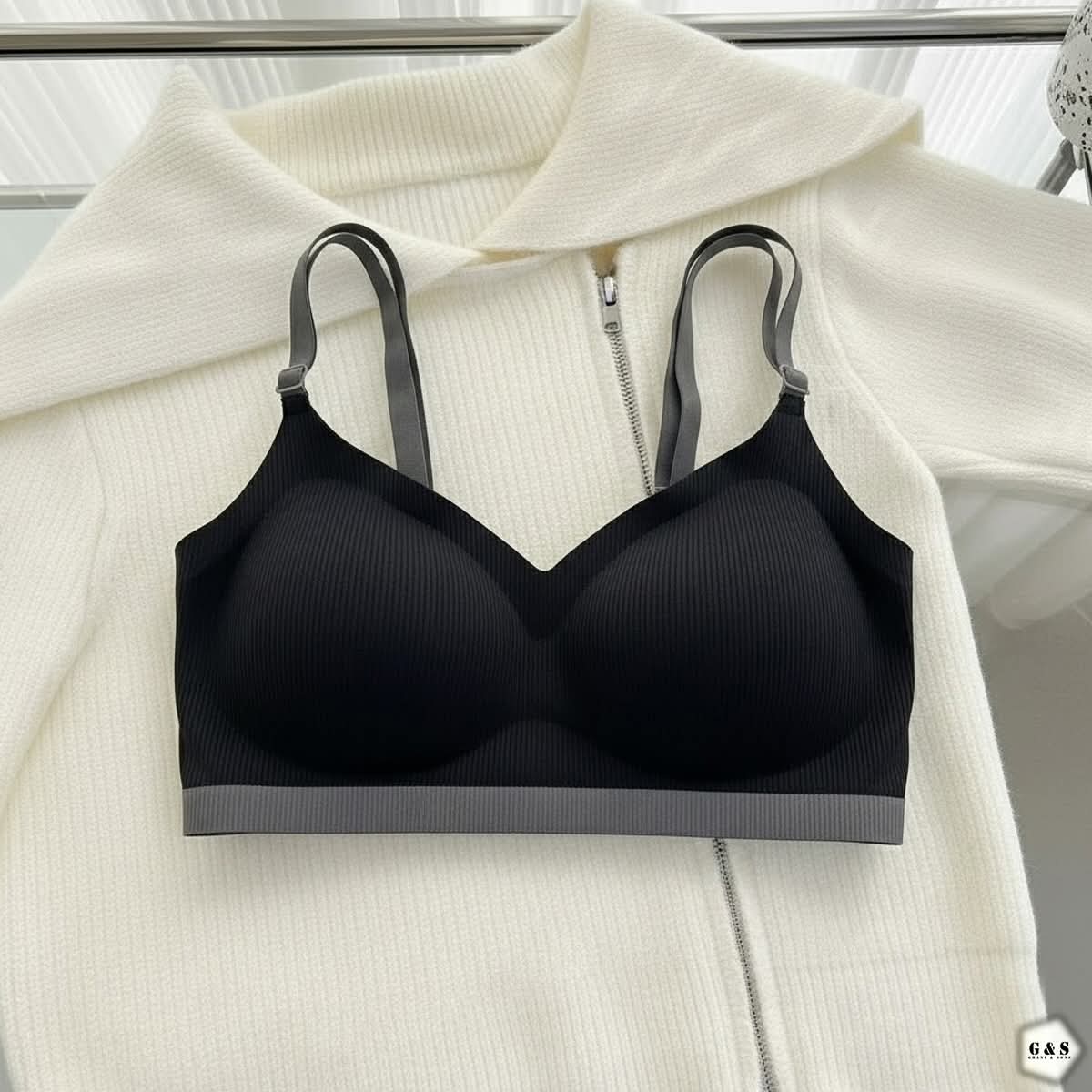 (32-38) Seamless Full Coverage No Rash Bra (060)