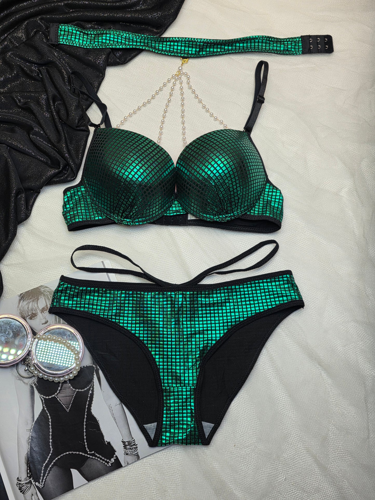 (34-38)b Most Demanding Disco Bead Set (001)*