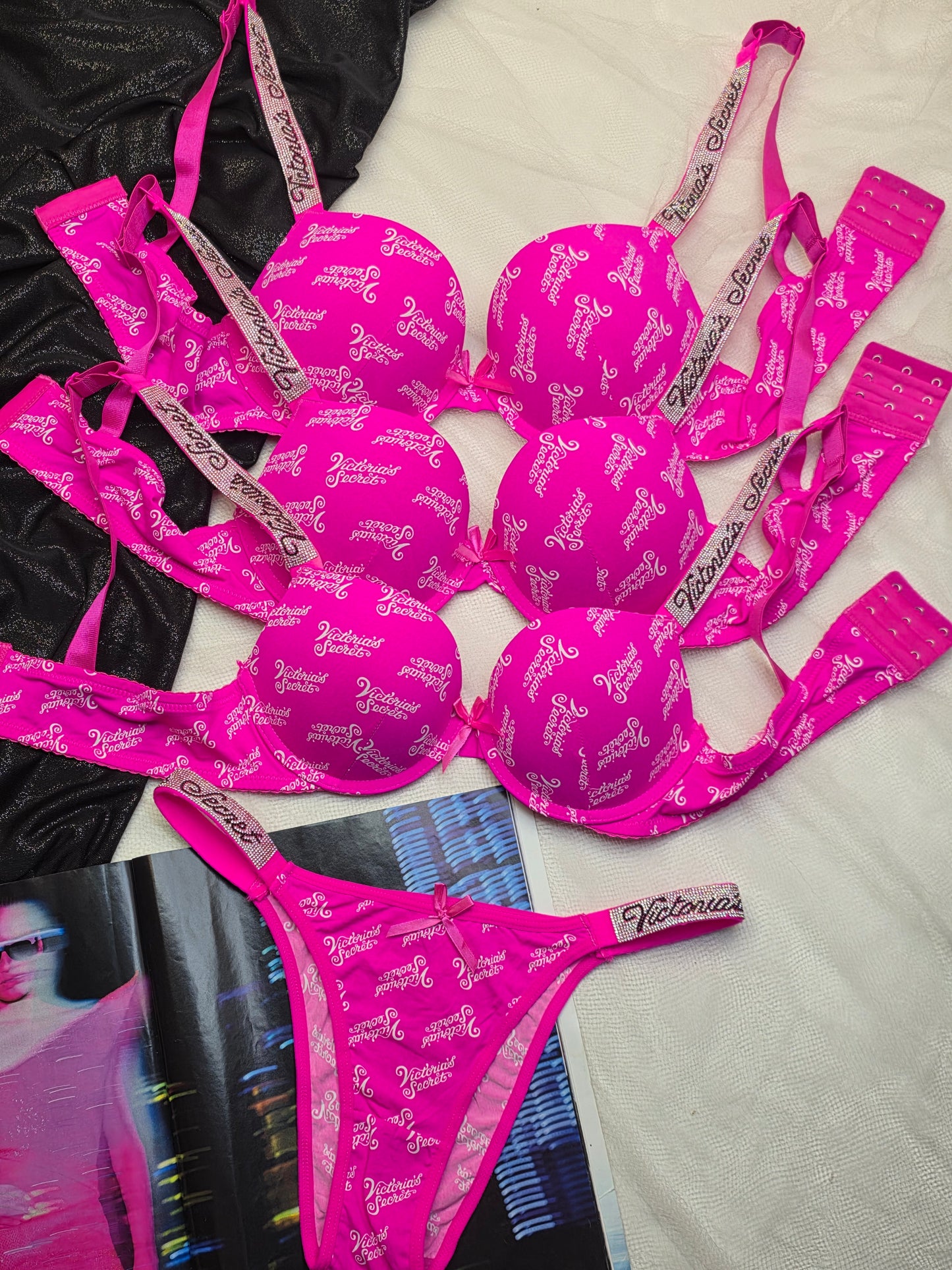 (34-40)b Premium Range Victoria Secret Bra Set (Shocking pink)