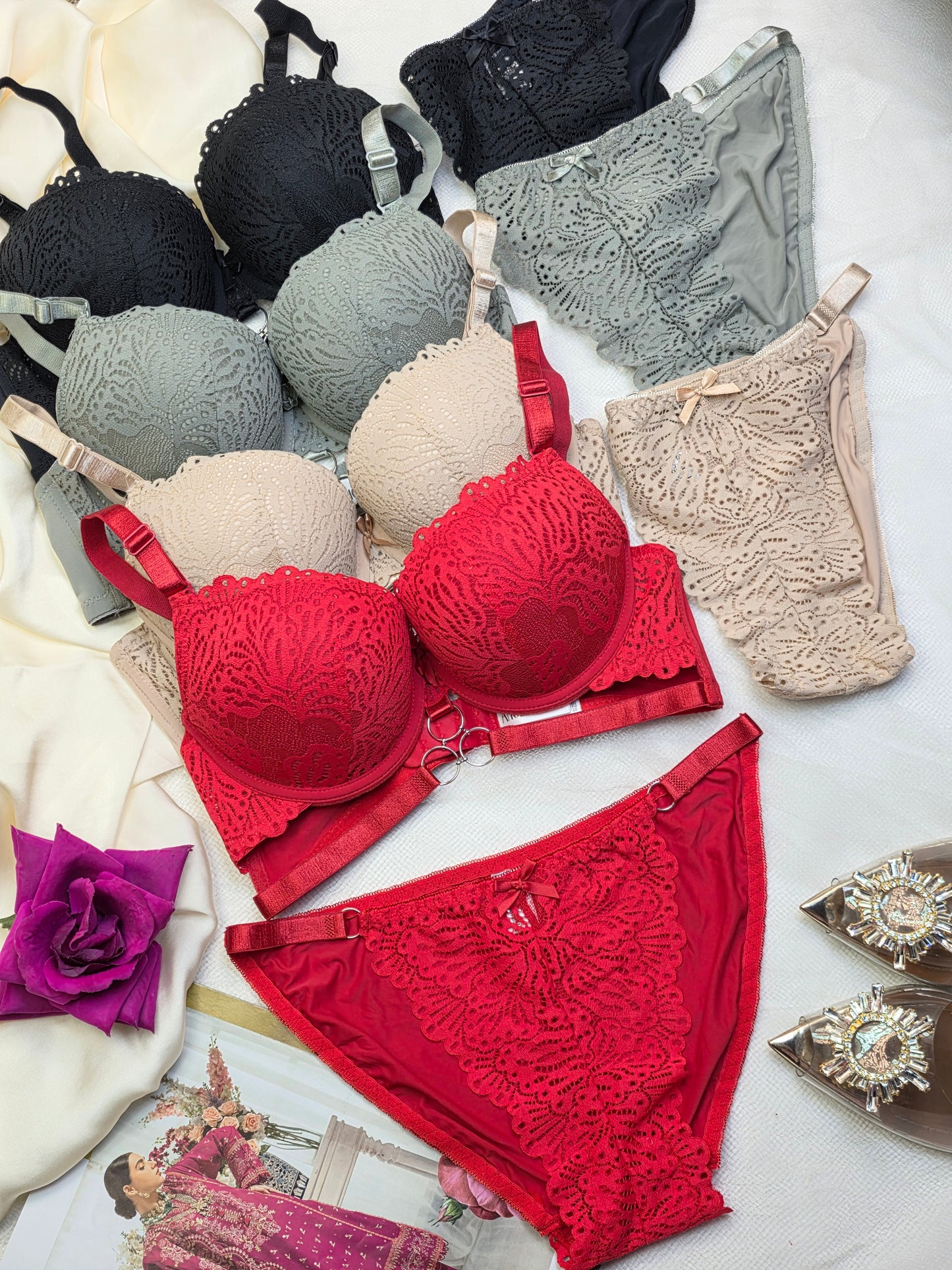 (34-40)C Cup Elegant Lacy Double Padded Bra & Panty Set*
