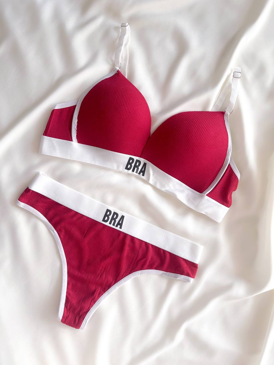 Cozy Sports Wireless bra and panty set