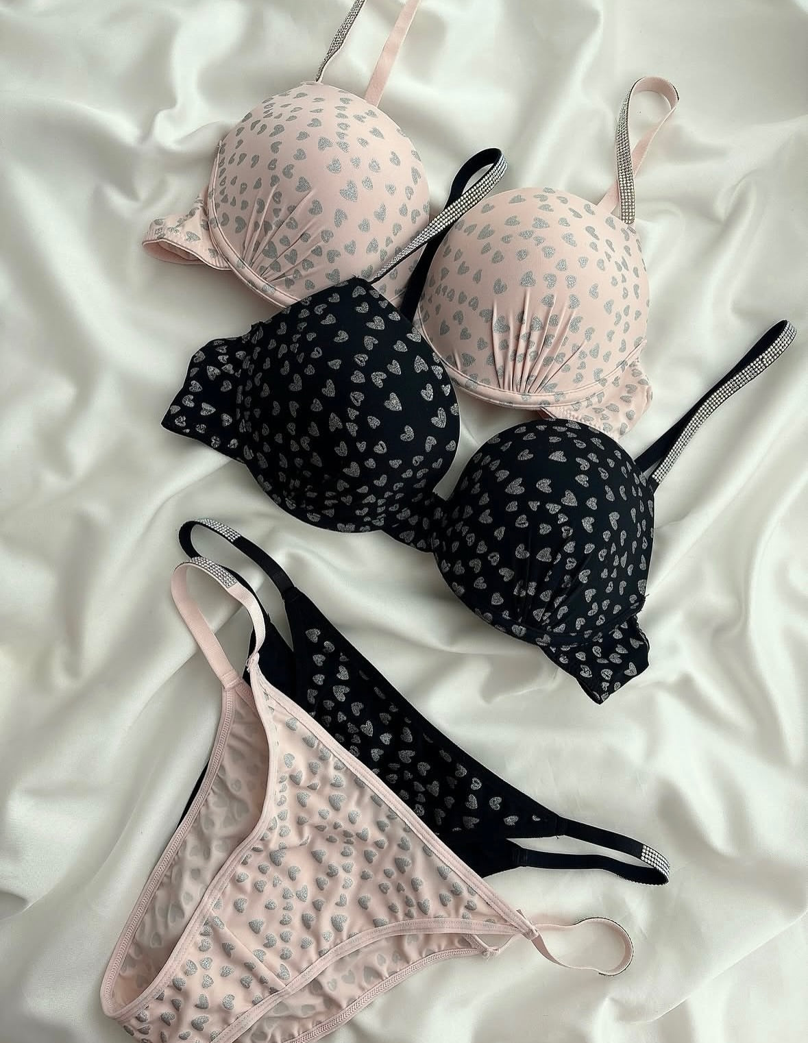Elegant Heart Design Bra Panty Set