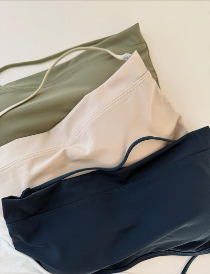 Seamless Criss Cross(T) Strapless  Bra Without Hooks Free Size for (28-34) (066)*