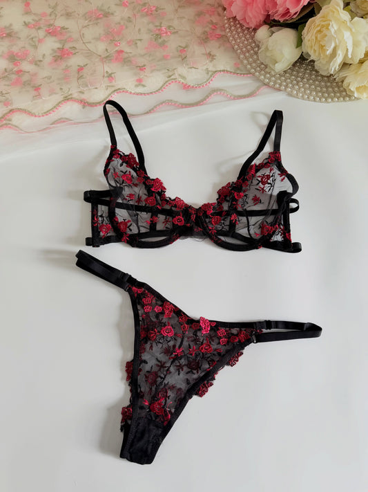(34-38)B Beautiful Lace Underwire Bra and Panty Set(Floor)