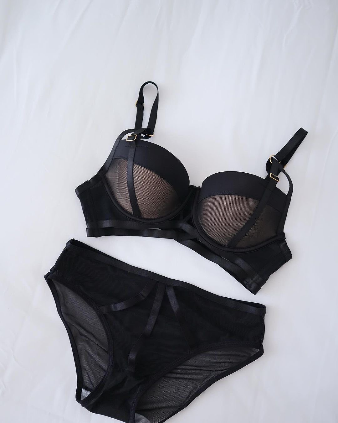 (32-36)b  size Elegant Padded Pushup Bra Panty Set (053)