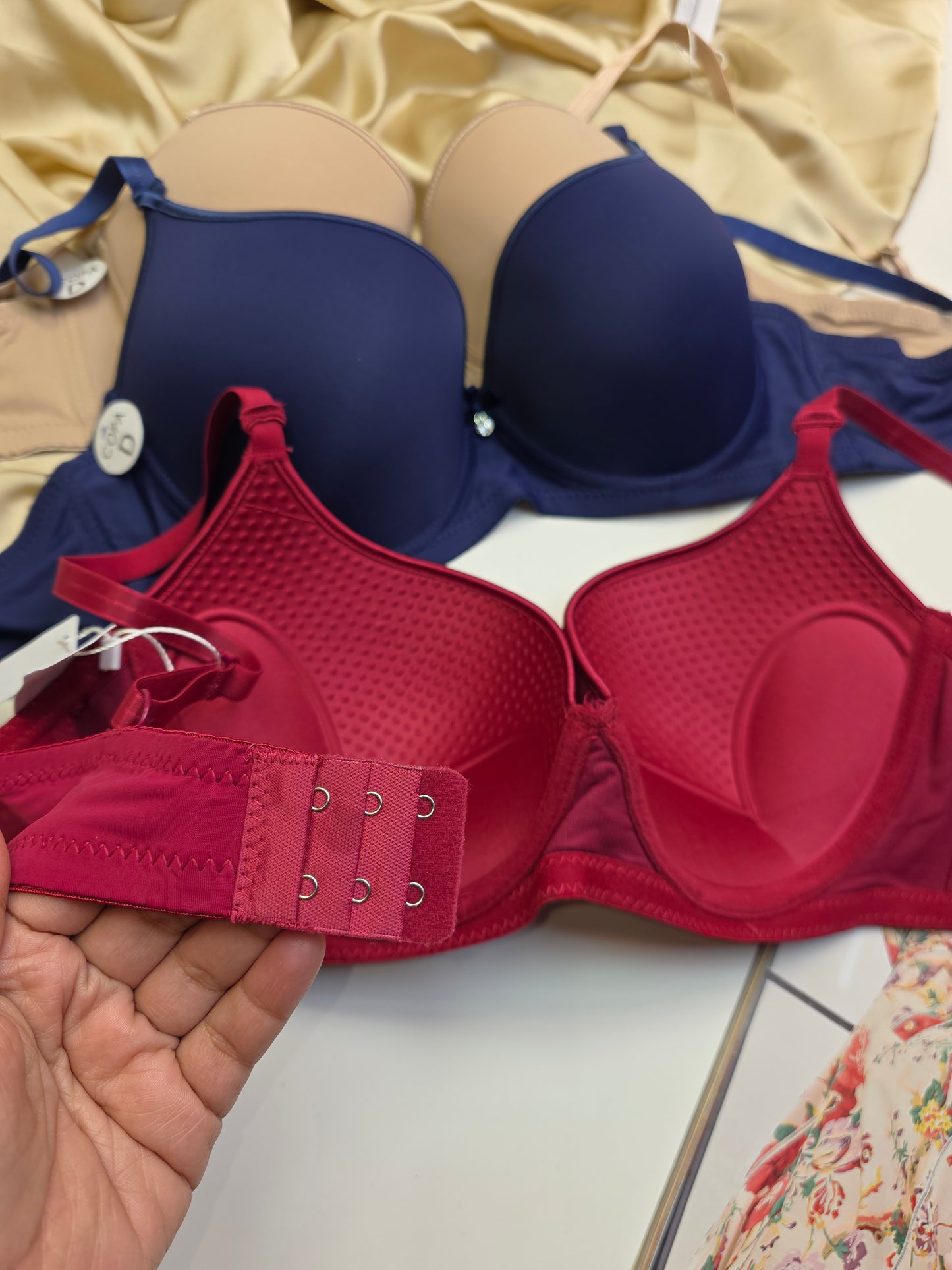 (38-44)D Plus Size Thin Pad Full Coverage Bra (133)