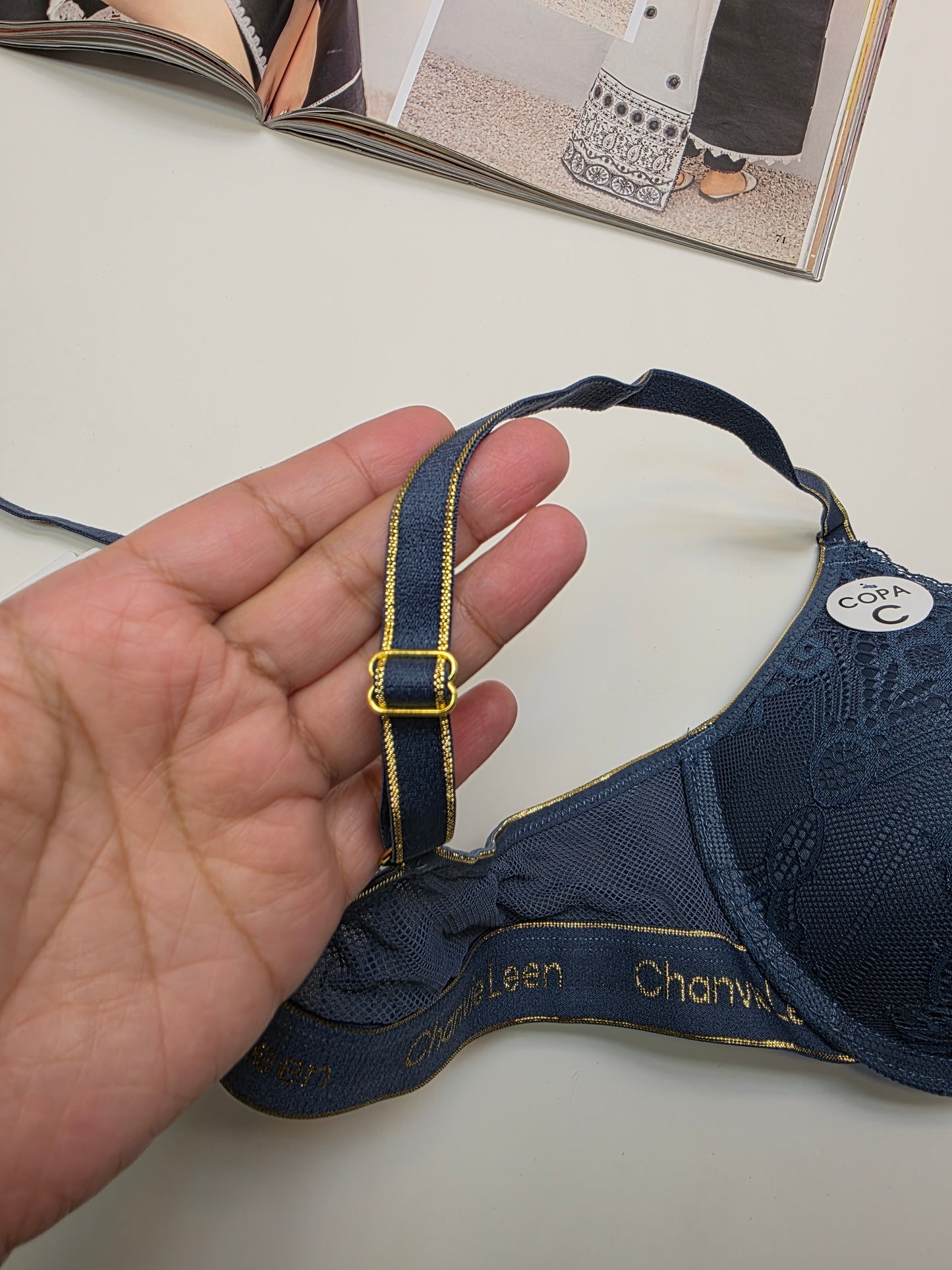 (38-42)C Lacy Sassy Front Buckle Double Padded Full Coverage Bra(173)