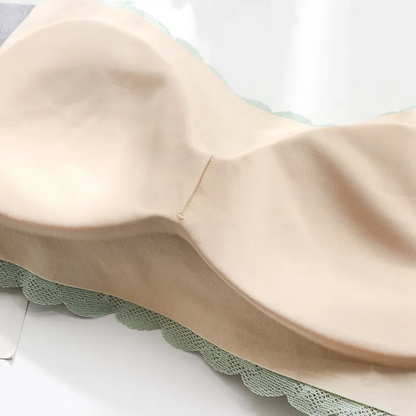 Elegant Flower Pattern Seamless No Hook Bra Free size For (28-36)