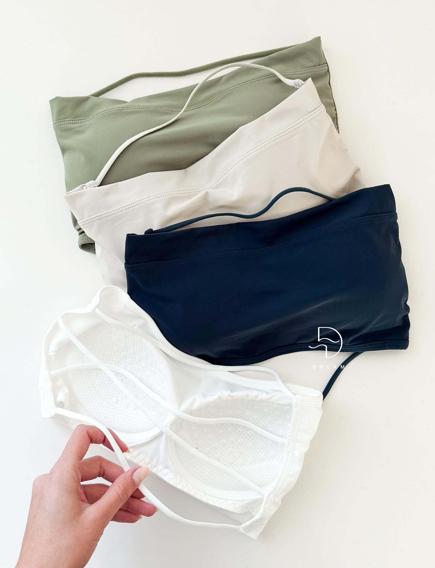 Seamless Criss Cross(T) Strapless  Bra Without Hooks Free Size for (28-34) (066)*