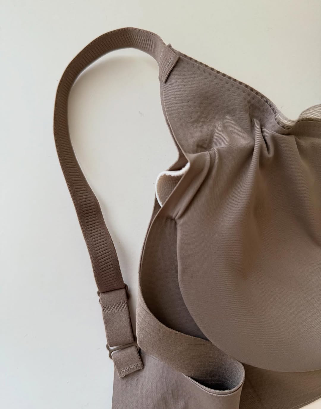(40-42)size Seamless Lightweight Full Coverage Lifting Anti Glare Pushup Bra (053)*x