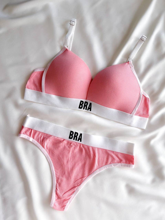 Cozy Sports Wireless bra and panty set