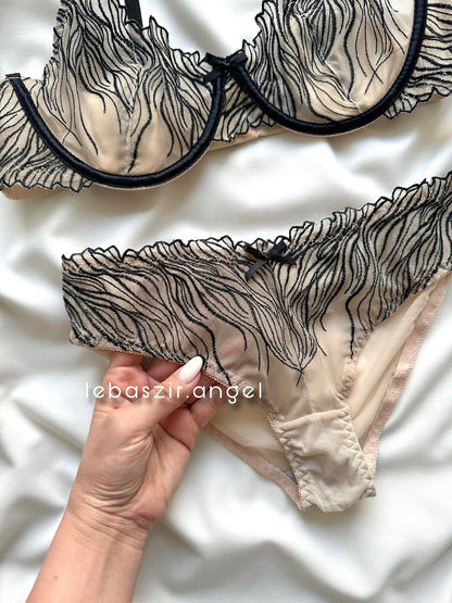 (34-38)b Premium Luxury Bra Panty Set