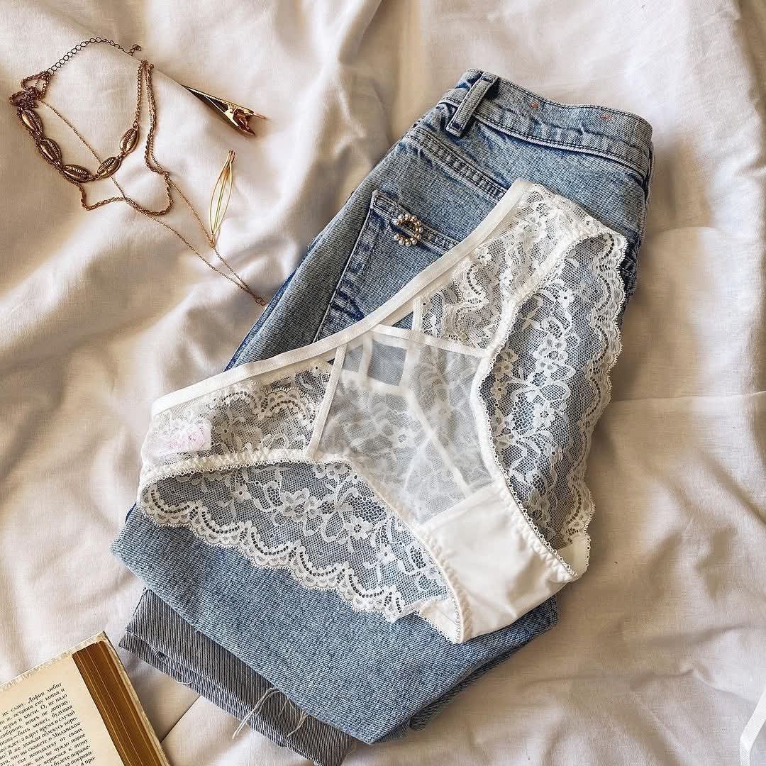 Elegant Lacy Bra & Panty Pair