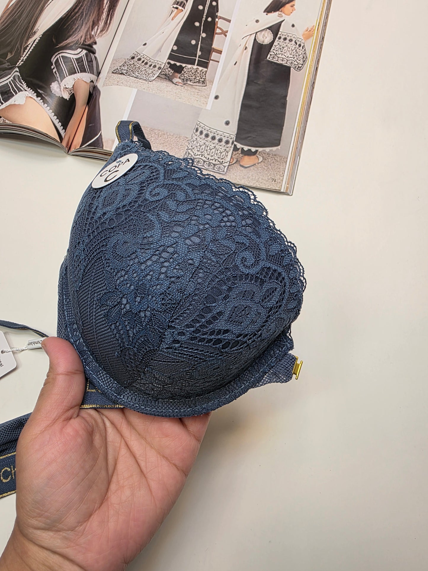 (38-42)C Lacy Sassy Front Buckle Double Padded Full Coverage Bra(173)